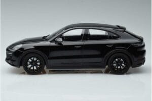 Porsche Cayenne E3 S Coupe Minichamps 1:18 187673 Métal Moulé — image 3 sur 6