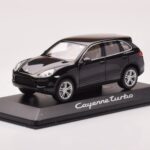 Porsche Cayenne 92A Turbo Noir Minichamps 1:43 - image 2 of 4