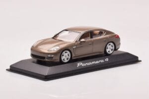 Porsche Panamera 970 4 Beige Métallique Minichamps 1:43 WAP02000319 Métal Moulé — image 2 sur 4