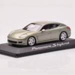 Porsche Panamera 970 S Hybrid Critall Vert Minichamps 1:43 - image 2 of 4