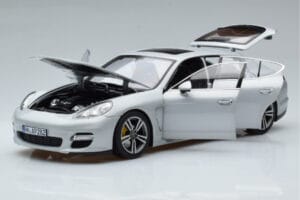 Porsche Panamera 970 Turbo Argent Norev 1:18 187609 Métal Moulé — image 2 sur 7