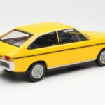 Renault 15 TL Jaune Noir Norev 1:18 185351 - image 2 of 6