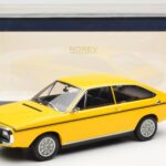 Renault 15 TL Jaune Noir Norev 1:18 185351 - image 6 of 6