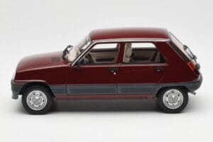 Renault 5 GTL Bordeaux Rouge Otto 1:18 OT1059 Résine — image 3 sur 6