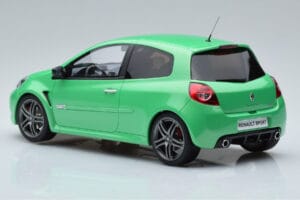 Renault Clio 3 RS Vert Otto 1:18 OT900 Résine — image 5 sur 6