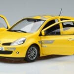 Renault Clio RS Mk3 F1 Team Norev 1:18 185236 Métal Moulé - image 2 of 7