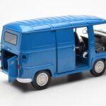 Renault Estafette Saviem Bleu Norev 1:18 - image 2 of 11