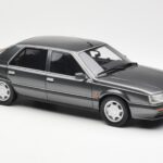 Renault 25 V6 Injection Phase 1 Gris Otto 1:18 OT642 - image 4 of 6