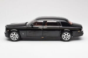 Rolls-Royce Phantom VII EWB Diamond Noir Kyosho 1:18 08841DBK2 Métal Moulé — image 4 sur 8