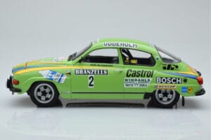 Saab 96 V4 #2 S. Blomqvist / H. Sylvan Rally Sweden 1976 IXO 1:18 18RMC085B Métal Moulé — image 3 sur 6