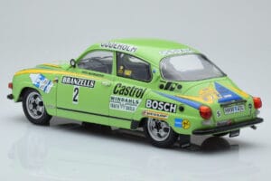 Saab 96 V4 #2 S. Blomqvist / H. Sylvan Rally Sweden 1976 IXO 1:18 18RMC085B Métal Moulé — image 5 sur 6