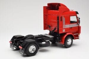 Scania 143M 470 Topline Rouge MCG 1:18 MCG18142 Métal Moulé — image 3 sur 8