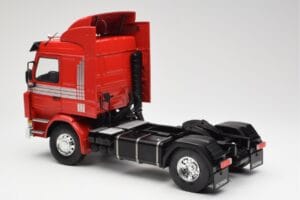 Scania 143M 470 Topline Rouge MCG 1:18 MCG18142 Métal Moulé — image 7 sur 8