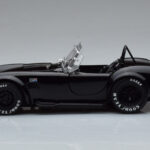 Shelby Cobra 427 S/C Noir Kyosho 1:18 - image 4 of 9