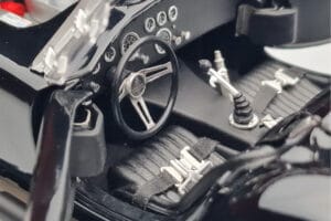 Shelby Cobra 427 S/C Noir Kyosho 1:18 08048BK Métal Moulé — image 7 sur 9