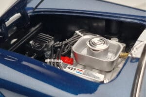 Shelby Cobra 427 S/C Bleu Foncé Kyosho 1:18 08048DBL Métal Moulé — image 8 sur 9