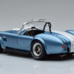 Shelby Cobra 427 S/C Bleu Clair Kyosho 1:18 - image 6 of 9