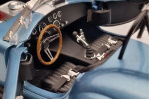 Shelby Cobra 427 S/C Bleu Clair Kyosho 1:18 08048SBL Métal Moulé — image 7 sur 9