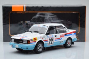 Skoda 130 LR #22 S. Kvaizar / J. Janecek Rally Acropolis 1986 IXO 1:18 18RMC157B Métal Moulé — image 6 sur 6