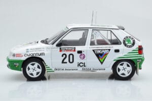 Skoda Felicia #20 S. Blomqvist / B. Cederberg Rally RAC Lombard 1995 IXO 1:18 18RMC147 Métal Moulé — image 3 sur 6