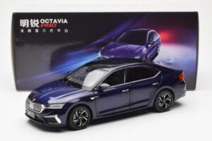 Skoda Octavia Pro Bleu FAW 1:18 ZMR000006BLA Métal Moulé — image 8 sur 8