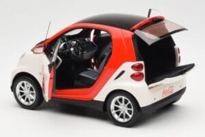 Smart Fortwo 451 Coca-Cola Minichamps 1:18 150036301 Métal Moulé — image 5 sur 8