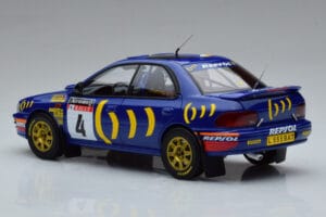 Subaru Impreza #4 C. McRae / D. Ringer Winner RAC Rally 1994 Kyosho 1:18 08962A Métal Moulé — image 6 sur 9