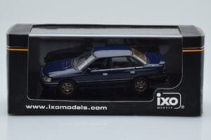 Subaru Legacy BC 2.0 Turbo RS Bleu IXO 1:43 CLC226 Métal Moulé — image 4 sur 4