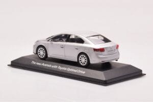 Toyota Avensis T270 Argent Minichamps 1:43 403166903 Métal Moulé — image 3 sur 4