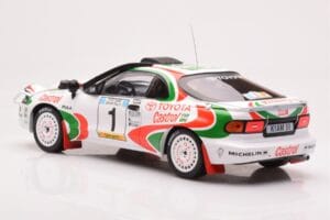 Toyota Celica Turbo 4WD ST185 #1 J. Kankkunen / J. Piironen Safari Rally 1993 IXO 1:18 18RMC150A Métal Moulé — image 5 sur 6