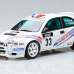 Toyota Corolla WRC #33 S. Loeb / D. Elena Rally Tour de Corse 2000 Otto 1:18