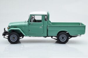 Toyota Land Cruiser 40 4x4 Pickup Vert Kyosho 1:18 08958FG Métal Moulé — image 5 sur 8