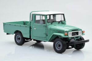 Toyota Land Cruiser 40 4x4 Pickup Vert Kyosho 1:18 08958FG Métal Moulé — image 6 sur 8