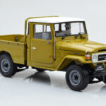 Toyota Land Cruiser 40 4x4 Pickup Olive Kyosho 1:18 - image 6 of 8