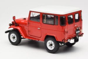Toyota Land Cruiser FJ40 Van Rouge Kyosho 1:18 08971R Métal Moulé — image 7 sur 8