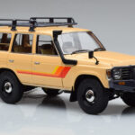 Toyota Land Cruiser 60 Beige Avec Pièces Optionnelles Kyosho 1:18 - image 5 of 12