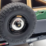 Toyota Land Cruiser 60 Beige Avec Pièces Optionnelles Kyosho 1:18 - image 7 of 12