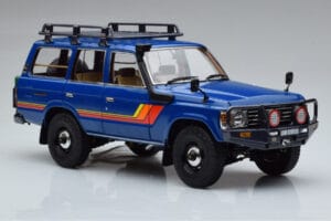 Toyota Land Cruiser 60 Bleu Avec Pièces Optionnelles Kyosho 1:18 08956XBL Métal Moulé — image 5 sur 11