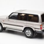 Toyota Land Cruiser HDJ80 Beige Métallique Otto 1:18 OT438 - image 5 of 6