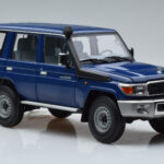 Toyota Land Cruiser J76 Bleu Almost Real 1:18 - image 5 of 7