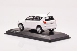 Toyota RAV4 XA30 Blanc Minichamps 1:43 400166571 Métal Moulé — image 3 sur 4