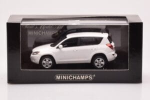 Toyota RAV4 XA30 Blanc Minichamps 1:43 400166571 Métal Moulé — image 4 sur 4