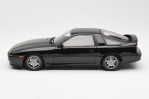 Toyota Supra A70 2.5 Twin Turbo R Noir Otto 1:18 OT222 Résine — image 3 sur 6