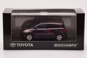 Toyota Urban Cruiser Violet Métallisé Minichamps 1:43 403166963 Métal Moulé — image 4 sur 4