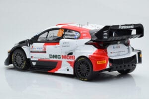 Toyota GR Yaris Rally1 #69 K. Rovanpera / J. Halttunen Rally Croatia 2022 IXO 1:18 18RMC151A Métal Moulé — image 5 sur 6