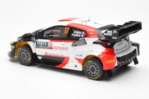 Toyota GR Yaris Rally1 #17 S. Ogier / V. Landais Safari Rally Kenya 2023 IXO 1:18 18RMC173A Métal Moulé — image 5 sur 6