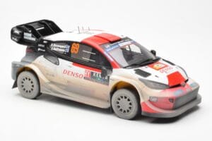 Toyota GR Yaris Rally1 #69 K. Rovanpera / J. Halttunen Safari Rally Kenya 2023 Dirty Version IXO 1:18 18RMC173B Métal Moulé — image 4 sur 6