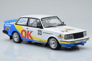 Volvo 240 Turbo Beckers #33 Andersson / Petersson / Linder ETCC Zolder 1985 IXO 1:18 18RMC105B Métal Moulé — image 4 sur 6