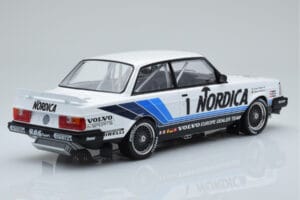 Volvo 240 Turbo Nordica #1 J. Cecotto / A. Olafsson ETCC Brno 1986 IXO 1:18 18RMC087 Métal Moulé — image 2 sur 6