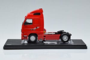 Volvo FH12 Rouge IXO 1:43 TR123 Métal Moulé — image 3 sur 6